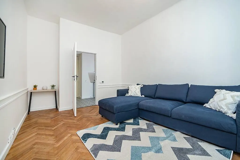 Cozy Apartment In Hipster Area Prague