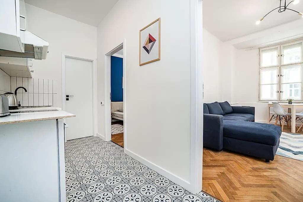 Cozy Apartment In Hipster Area Prague