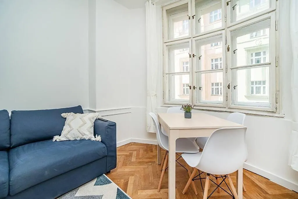 Cozy Apartment In Hipster Area Praga República Checa